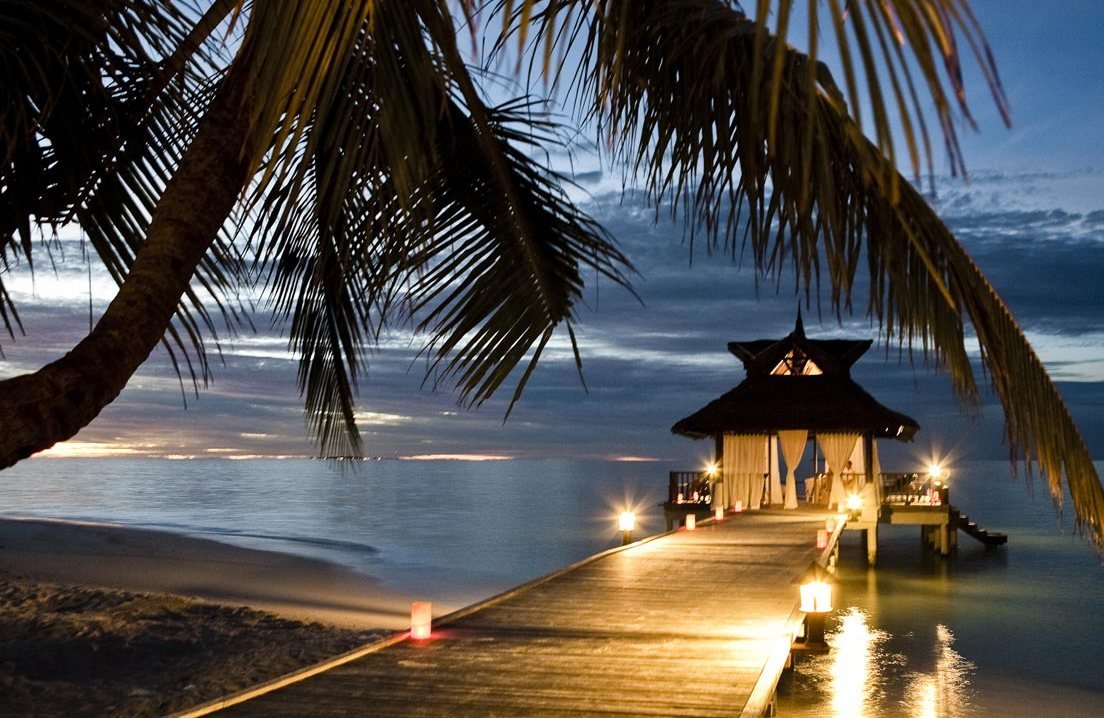 Banyan Tree Vabbinfaru Maldives Resort Maldives Header