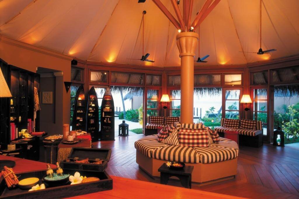 Four Seasons Resort Maldives Kuda Huraa Header