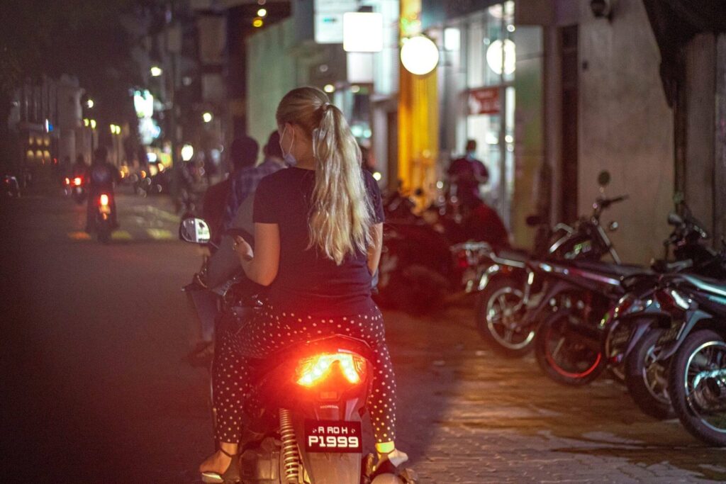 2 Hour Bike Tour of Malé Maldives